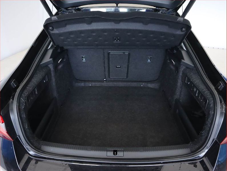 Škoda Superb (2022) Ambition 2.0 TDI, Serv.kniha - fotka 14 z 22