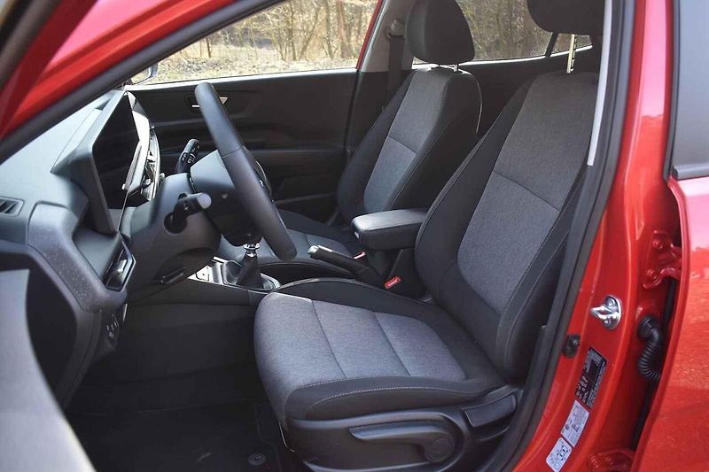 Kia Stonic je dostupné a dobře jezdící malé rodinné auto.