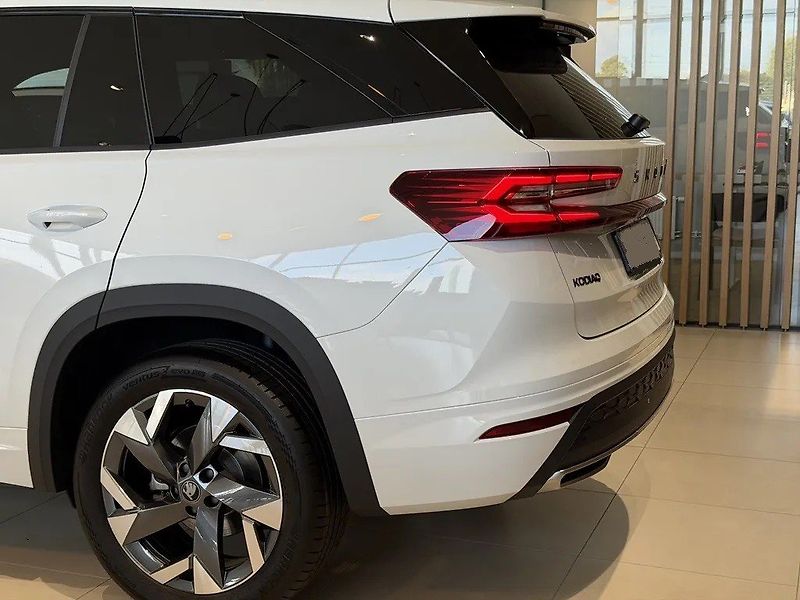 Škoda Kodiaq (2026) 2,0 TDI 142kW 4X4  SPORTLINE - fotka 4 z 8