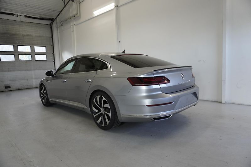 Volkswagen Arteon (2017) 2.0 TDI 140kW R-LINE  DSG 7 - fotka 7 z 38