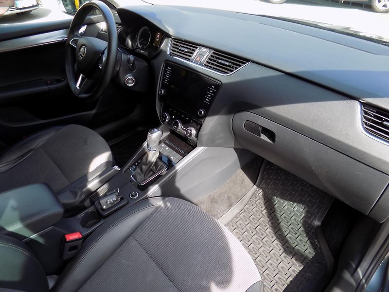 Škoda Octavia (2018) 2.0 TDi DSG - fotka 10 z 13