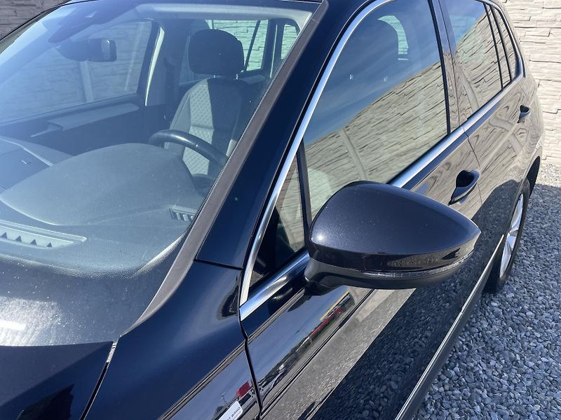 Volkswagen Tiguan 2.0TDi 150PS 4x4 DSG 179TKM 1A - fotka 22 z 131