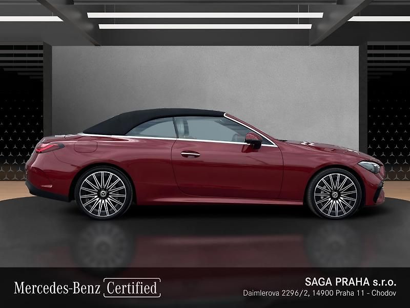 Mercedes-Benz CLE 450 4MATIC kabriolet AMG Line - fotka 3 z 24