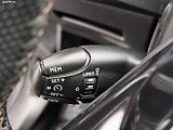 Peugeot 3008 (2019) - náhled 32