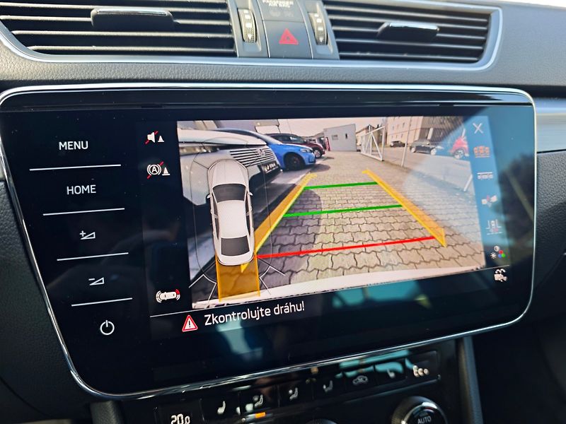 Škoda Superb iV 1.4 TSi Style Plug-in 160kW - fotka 30 z 50