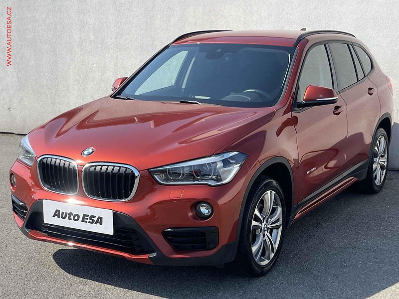 BMW X1 (2018) 2.0d sDrive18d, ČR, AT, navi - fotka 3 z 15