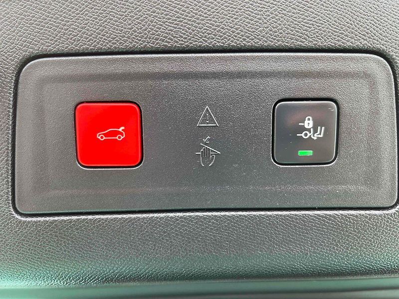Peugeot 508 1.5 Blue-HDi, EAT8 Allure Pack - fotka 16 z 16