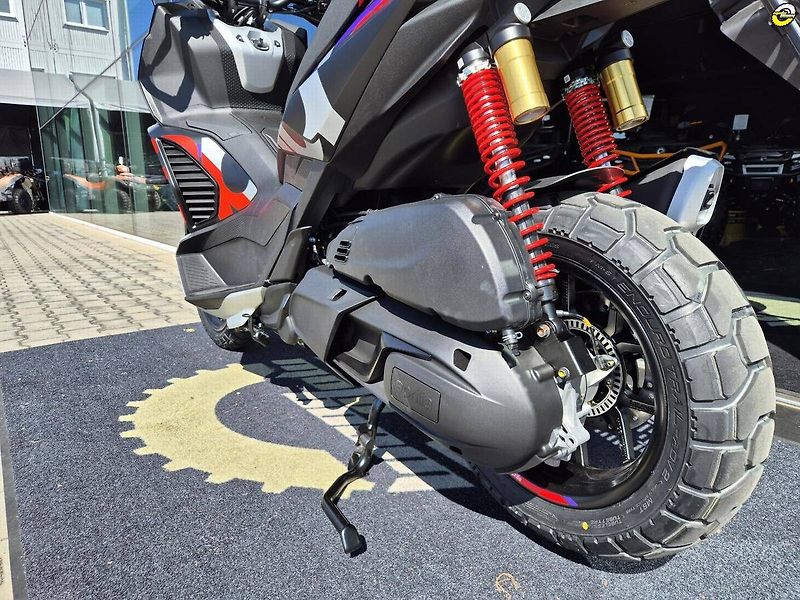 Aprilia (2026) SR GT 400 RALLY REPLICA - SKLA - fotka 35 z 46