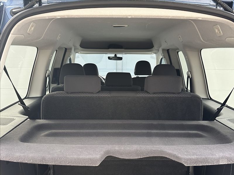 Volkswagen Caddy 2,0 TDI 122PS  Maxi Trend-7 4x - fotka 39 z 50