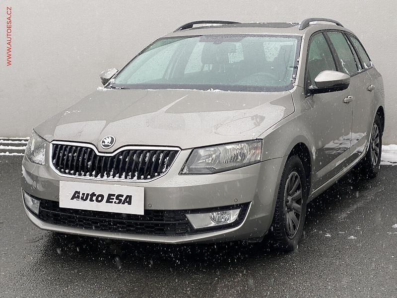 Škoda Octavia (2013) 1.6 TDi, 2.maj, AC, tempo - fotka 3 z 17