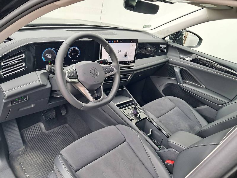 Volkswagen Tiguan (2025) ELEGANCE 2.0 TDI / 142 kW 4MOT - fotka 21 z 32