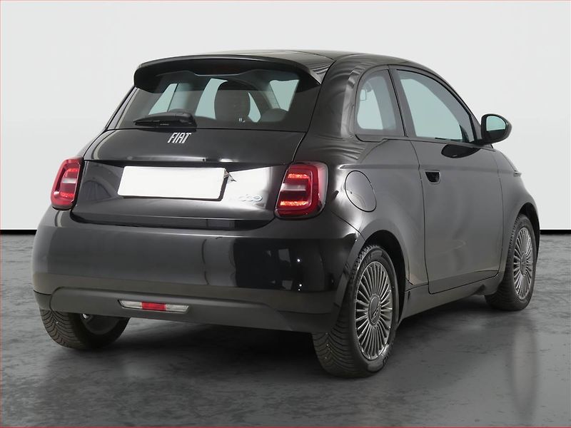 Fiat 500e (2022) 42 kWh, SoH 93%, Automat - fotka 5 z 18
