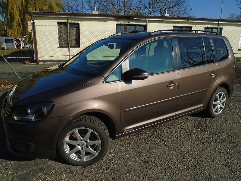 Volkswagen Touran 2.0 TDI 7míst,servisní histori - fotka 7 z 41