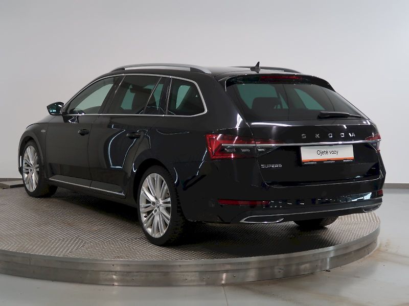Škoda Superb (2020) LAURIN&KLEMENT 2.0TDI 140KW DS - fotka 7 z 48