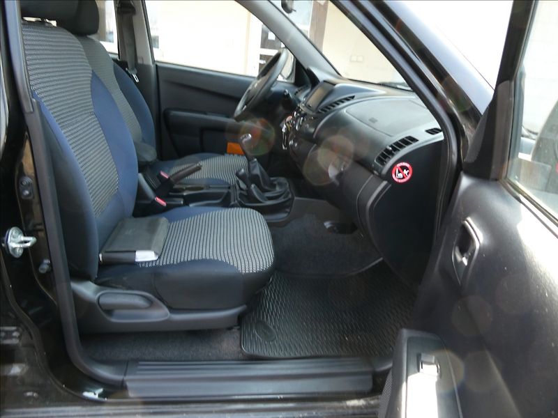 Mitsubishi L200 2,5 DI-D 100kW REZERVACE - fotka 25 z 36
