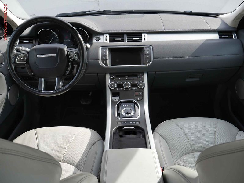 Land Rover Range Rover Evoque (2016) 2.0 TD4 4x4, AT, LED, navi - fotka 8 z 17