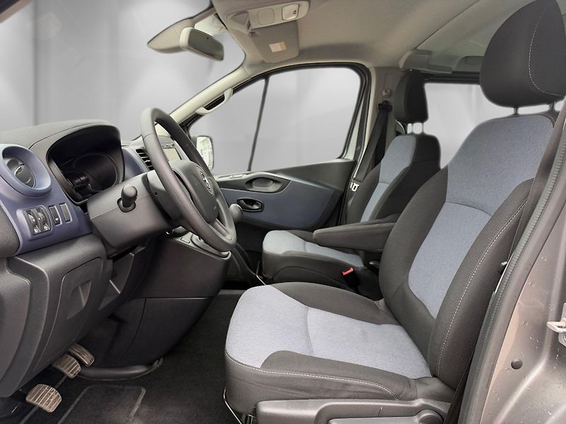 Opel Vivaro (2019) 1,6 CDTi 89 kW 9 míst - fotka 14 z 27