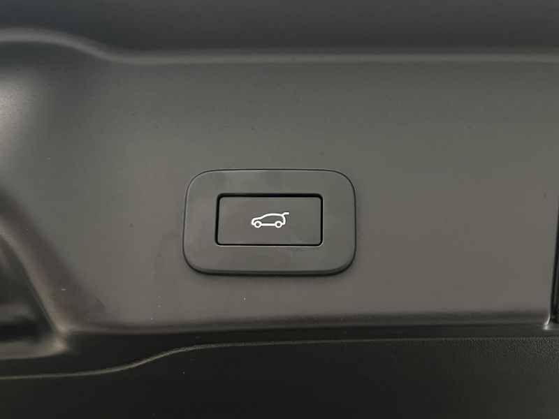 Land Rover Range Rover Evoque D200 AWD HSE AUT - fotka 51 z 53
