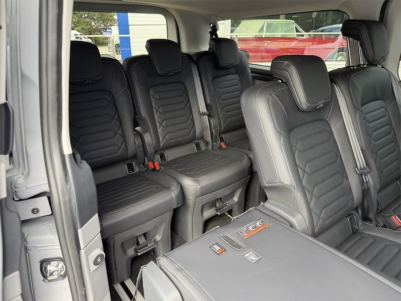 Ford Tourneo Custom Titanium X L2, Tourneo, 2.5 Du - fotka 11 z 22