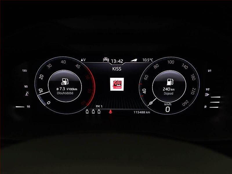 Škoda Karoq (2019) Style 2.0 TDI, Kůže, Tempomat - fotka 9 z 19