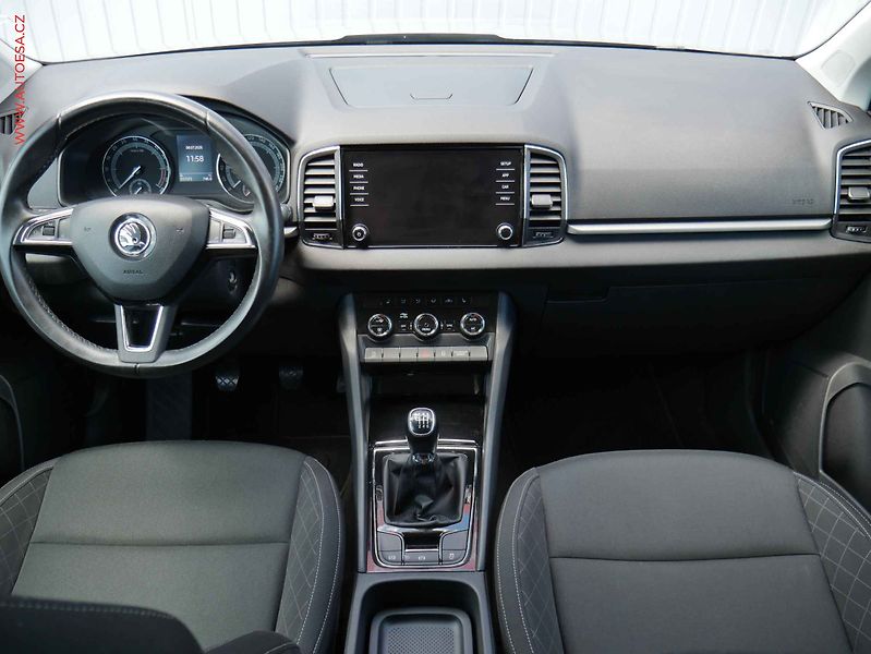 Škoda Karoq (2018) 1.6 TDi, ČR, LED, AC, TZ - fotka 8 z 19