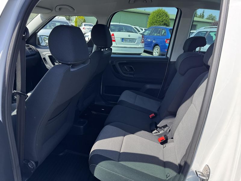 Škoda Roomster Noire 1.2 TSi, 167 tis km,DE - fotka 15 z 18