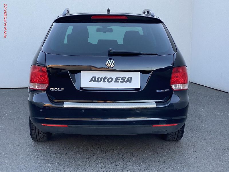 Volkswagen Golf (2009) 1.9 TDi, AC, park.čidla - fotka 5 z 15