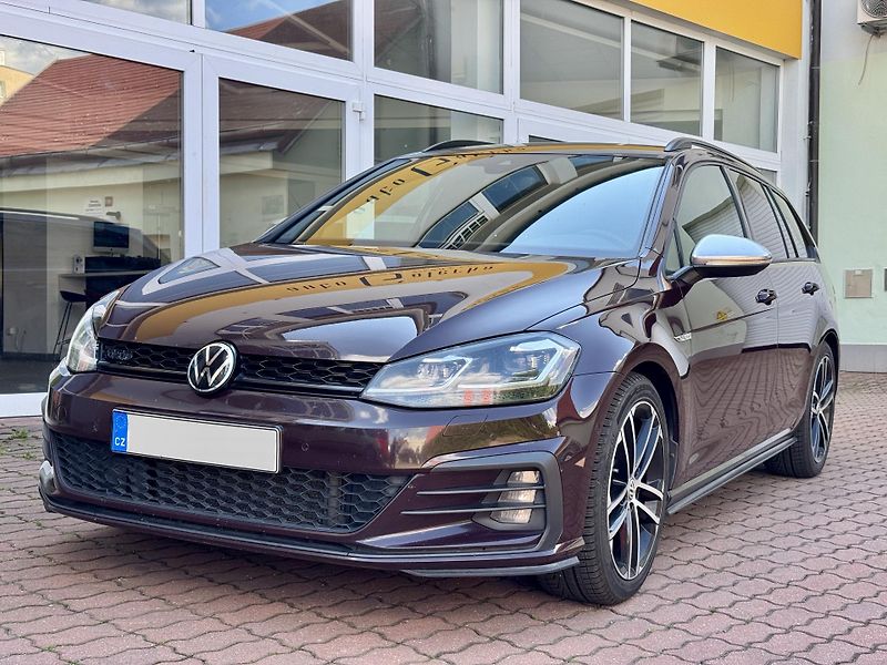 Volkswagen Golf (2017) GTD 2.0TDI 135kW - fotka 3 z 21