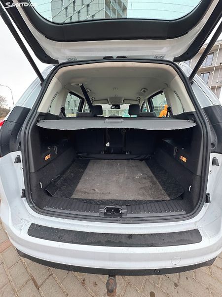 Ford Grand C-MAX 2.0TDCi 110kW kamera - fotka 25 z 28