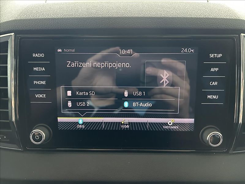 Škoda Karoq 2,0   TDI 110kW,4x4,TAŽNÉ,ČR - fotka 16 z 30