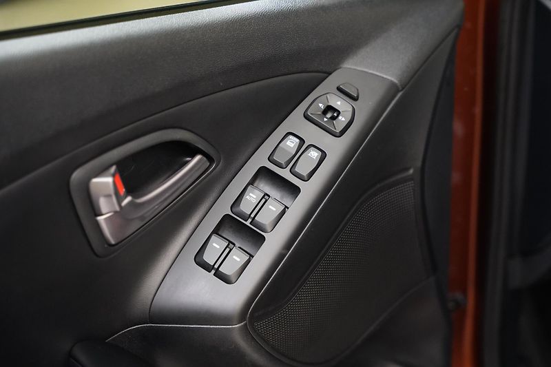 Hyundai ix35 - fotka 12 z 24
