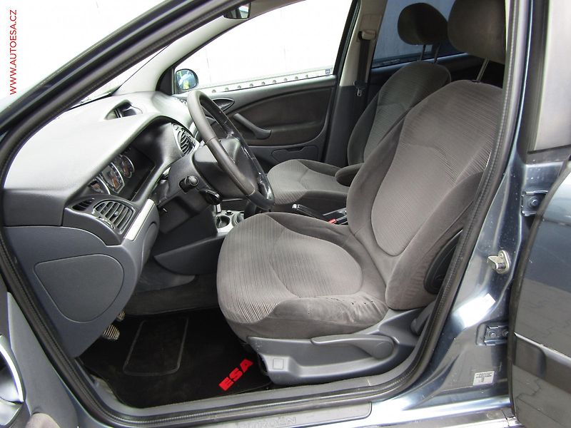Citroën C5 (2006) 1.6 HDi, ČR, AC, TZ, park - fotka 9 z 20