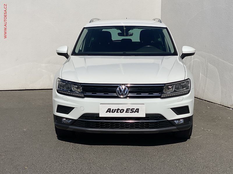 Volkswagen Tiguan (2019) 2.0 TDi, Highline, LED - fotka 2 z 18
