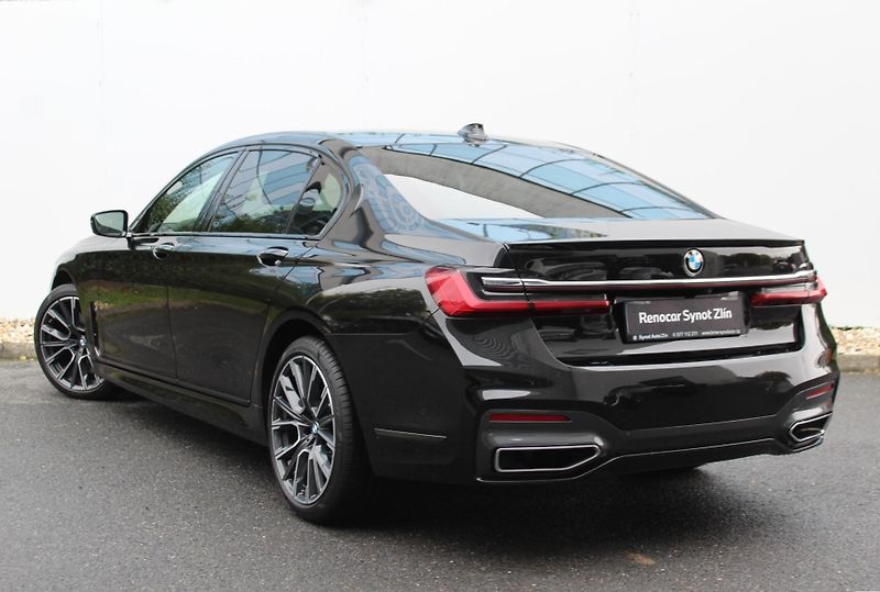 BMW Řada 7 740Ld xDrive Sedan - fotka 8 z 29