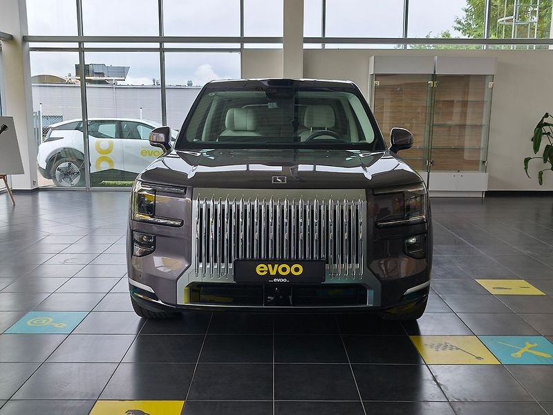 ZEEKR 9X Ultra 70 kWh Ultraluxusní PHEV - fotka 2 z 32