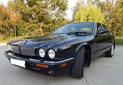 Jaguar XJ8 (2003) 4.0 automat limuzína - fotografie inzerátu