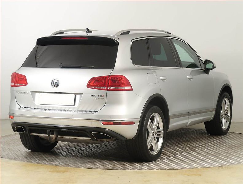 Volkswagen Touareg (2015) 3.0 TDI - fotka 5 z 31