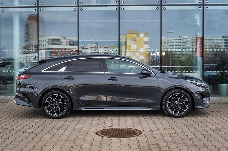 Kia ProCeed 1,5 T-GDi GPF 7DCT  GT LINE PL - fotka 6 z 25