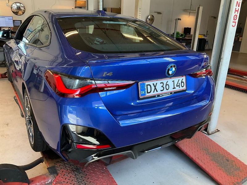 BMW i4 M50 xDrive - fotka 3 z 6