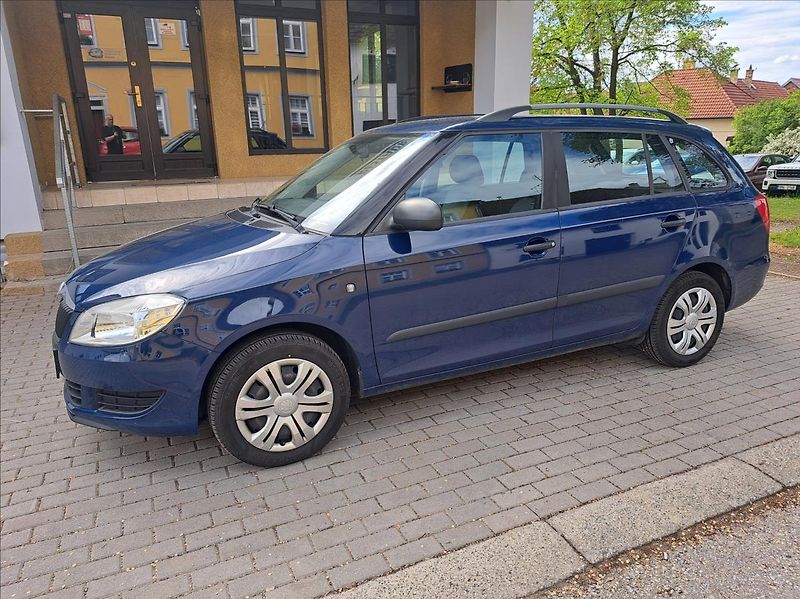 Škoda Fabia 1,2 HTP - fotka 5 z 47