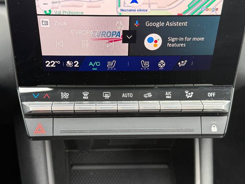Renault Symbioz (2025) 1.8 E-Tech 118 kW Techno - fotka 15 z 22