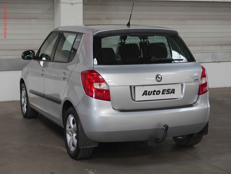 Škoda Fabia (2009) 1.4 TDi, Ambition, TZ - fotka 4 z 17