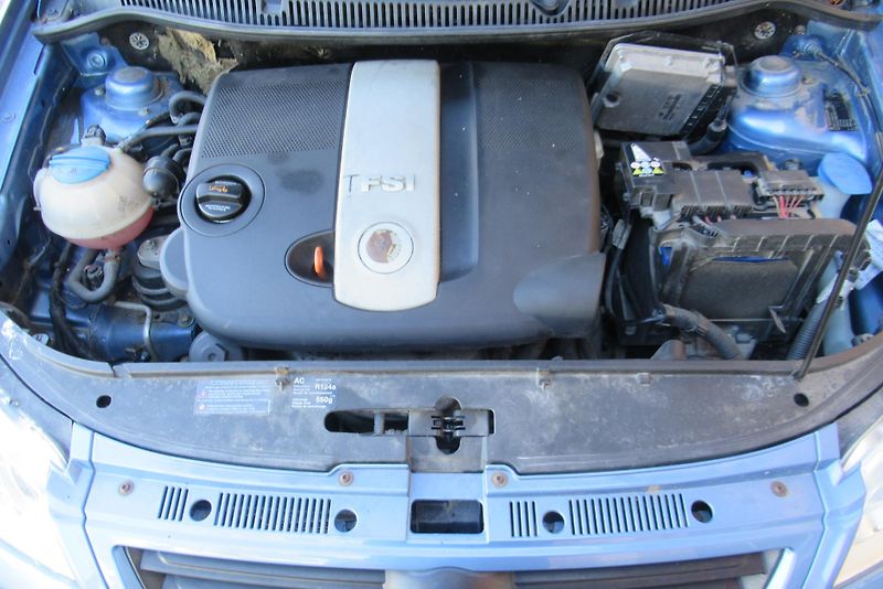 Volkswagen Polo 1.4 FSi AUT. KLIMA - fotka 17 z 18
