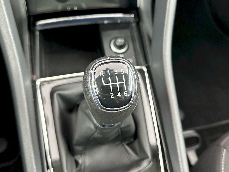 Škoda Karoq (2024) 2.0TDI 85kW Selection - fotka 20 z 27