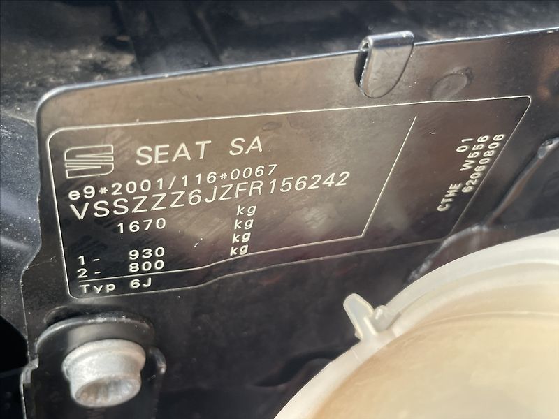 Seat Ibiza 1,4 TSI FR 135kw Automat DPH - fotka 22 z 38