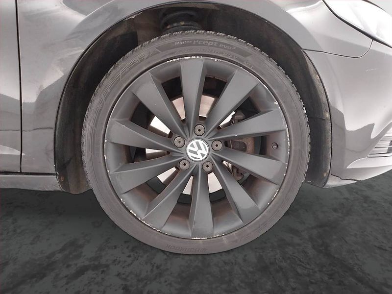Volkswagen CC (2012) Highline 2.0 TDI, Automat - fotka 15 z 22