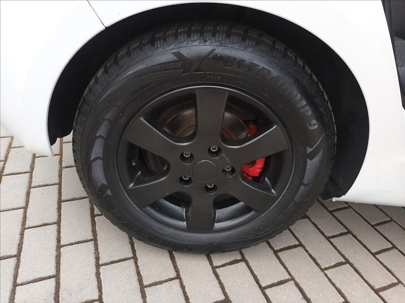 Volkswagen Golf 1,4 16V,59KW,TREND,KLIMA,ESP, - fotka 27 z 33