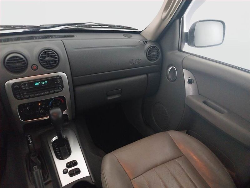 Jeep Cherokee (2007) 2.8 CRD, 4X4, Automat - fotka 8 z 16
