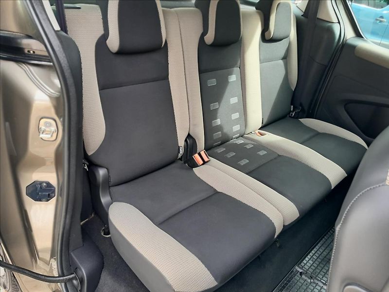 Citroën Berlingo 1,6 HDI 84kW - fotka 24 z 42