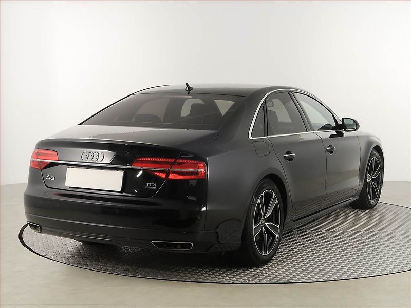 Audi A8 (2016) 3.0 TDI - fotka 5 z 20